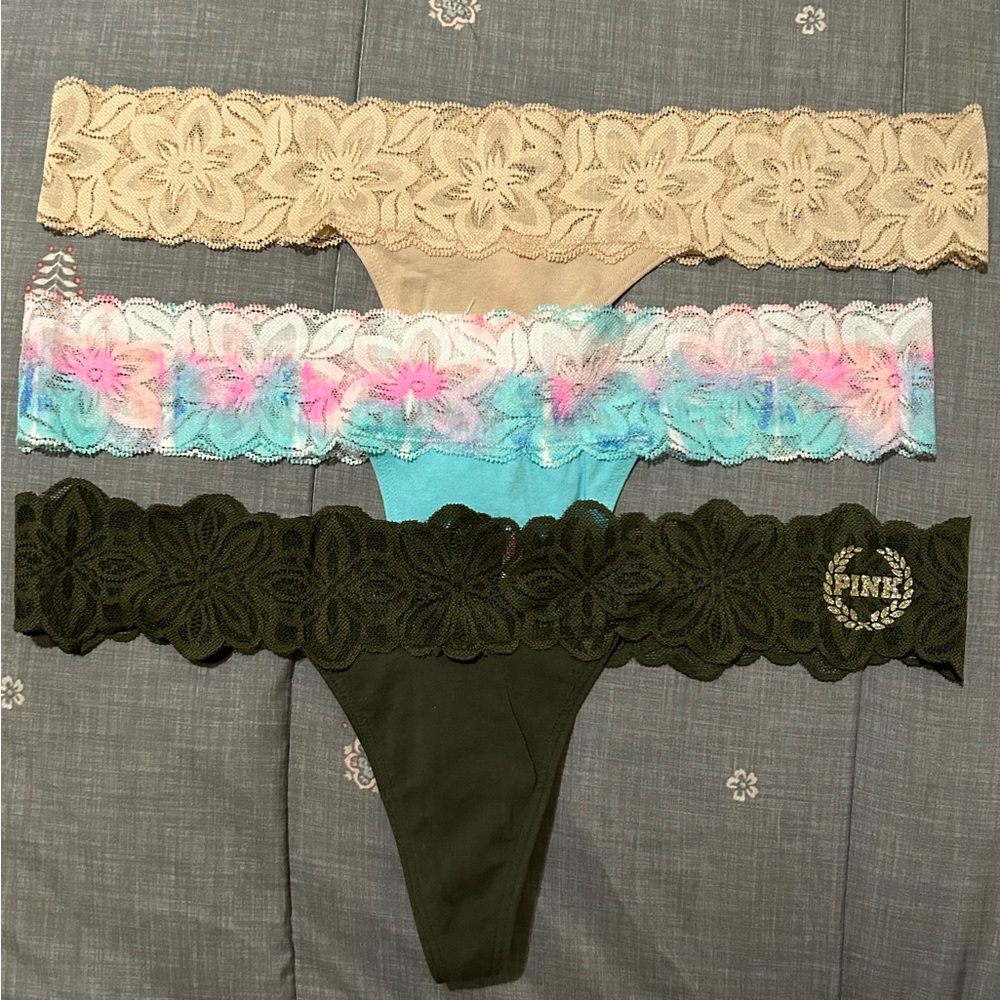 NWOT—VS PINK